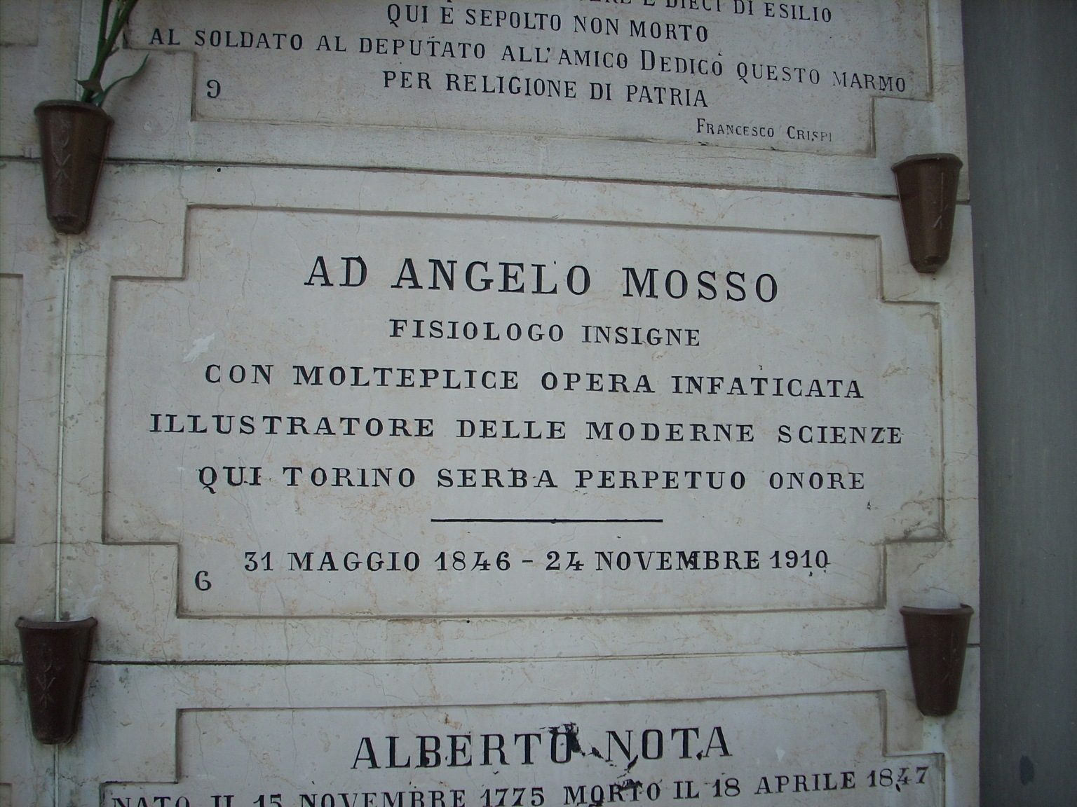 Angelo%20Mosso%27s%20tomb%2C%20Monumental%20Cemetery%2C%20Turin%2C%20Italy.JPG